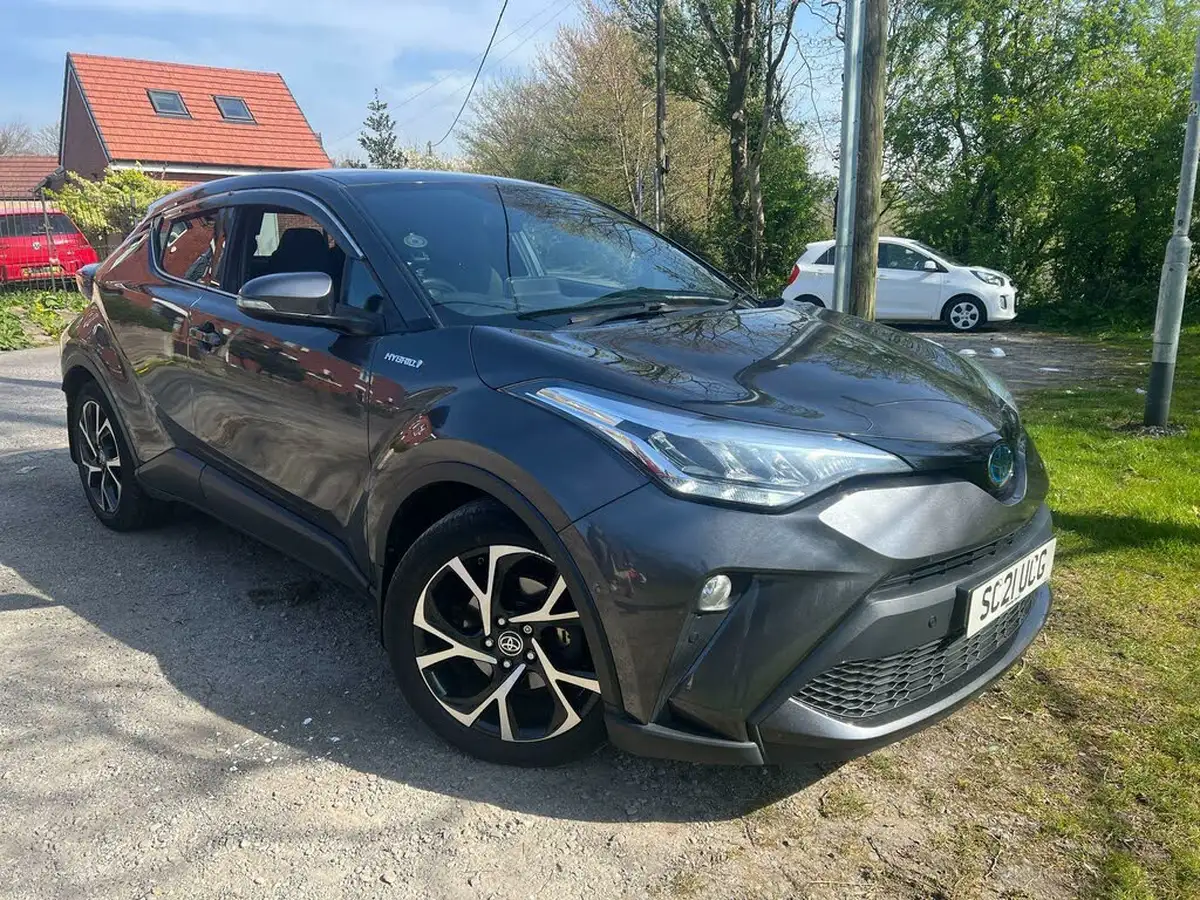 2021-toyota-c-hr-18-vvt-i-design-big-0