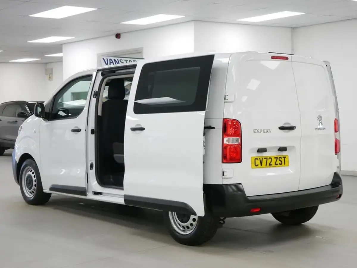2022-peugeot-expert-20-bluehdi-professional-premium-standard-1200-big-30