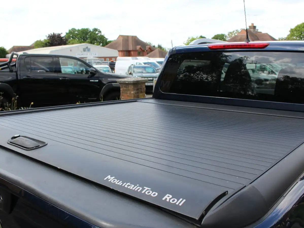 2021-nissan-navara-23dci-tt-tekna-8-navileather-auto-big-2