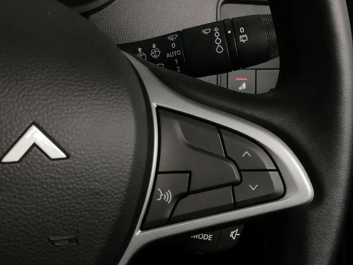 2024-dacia-duster-09-tce-journey-big-17