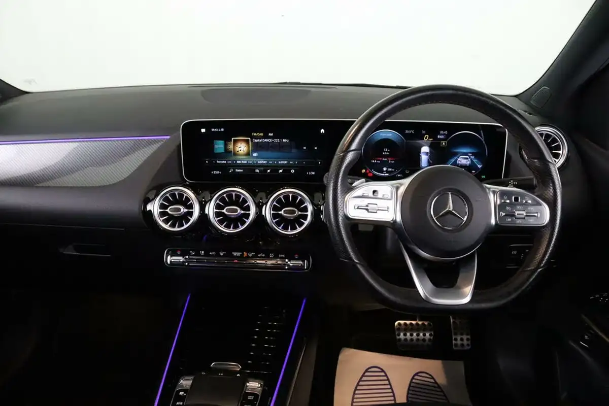 2019-mercedes-benz-b-class-20d-b200d-amg-line-premium-big-14