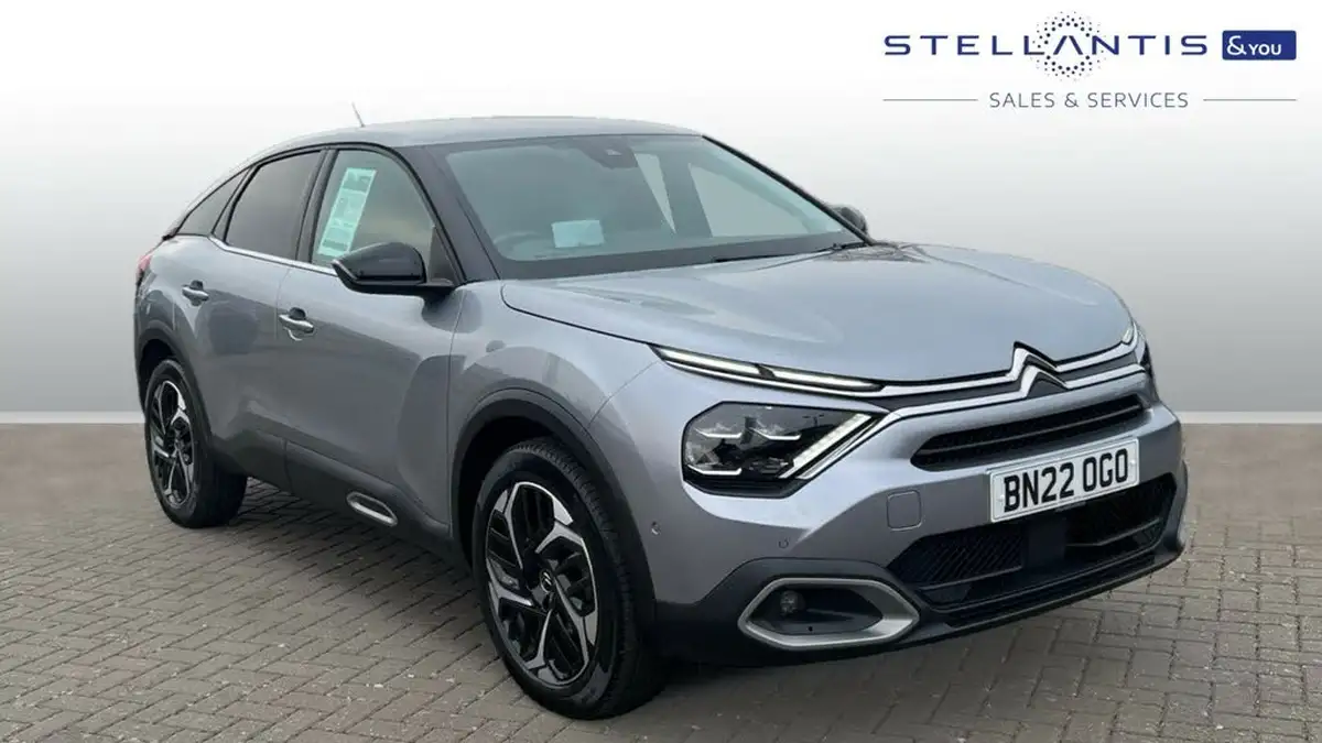 2022-citroen-c4-12-puretech-shine-130ps-big-0