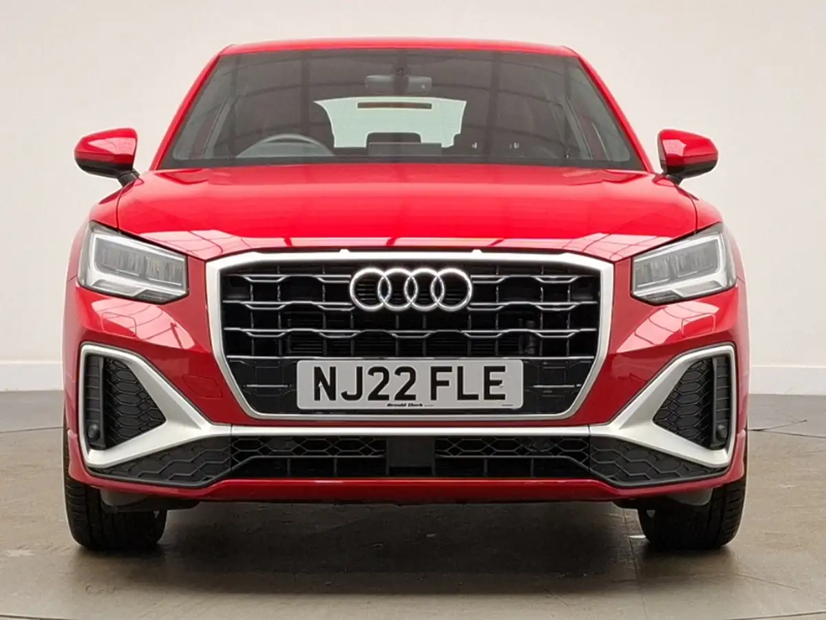 2022-audi-q2-15-35-tfsi-s-line-tronic-big-11