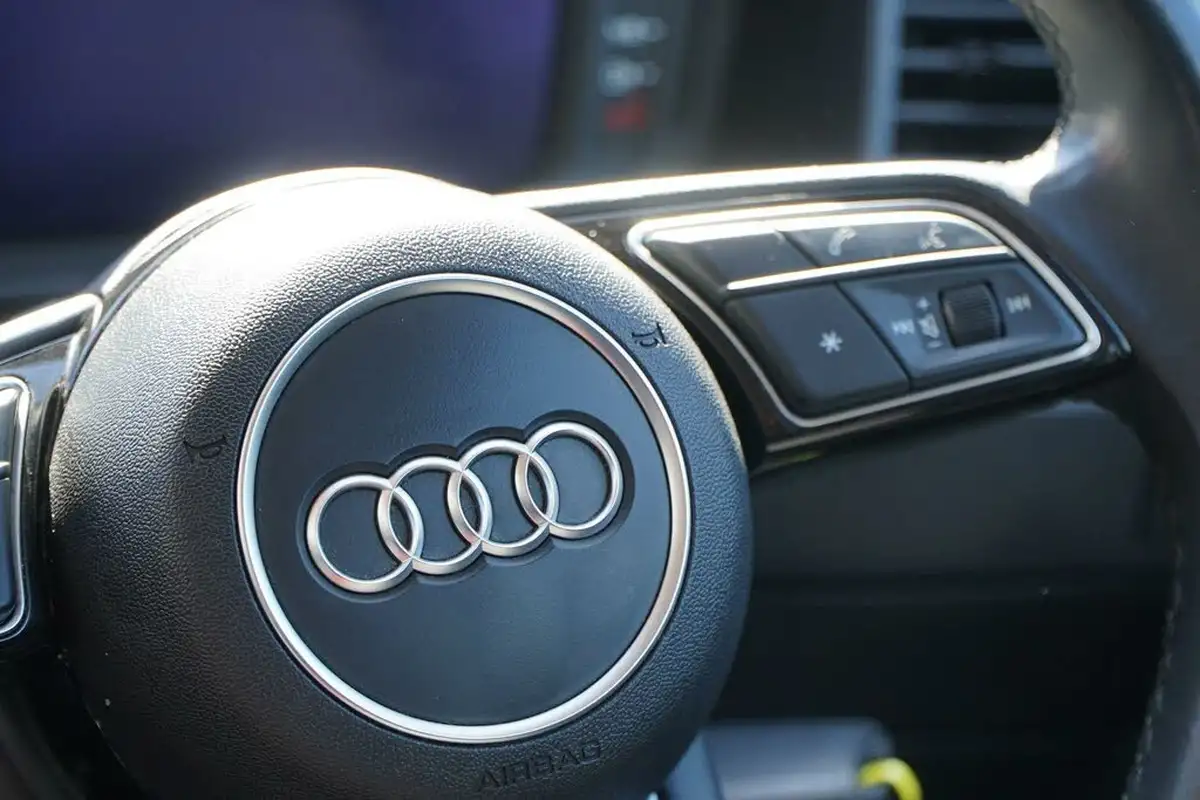 2022-audi-a1-10-25-tfsi-technik-big-45