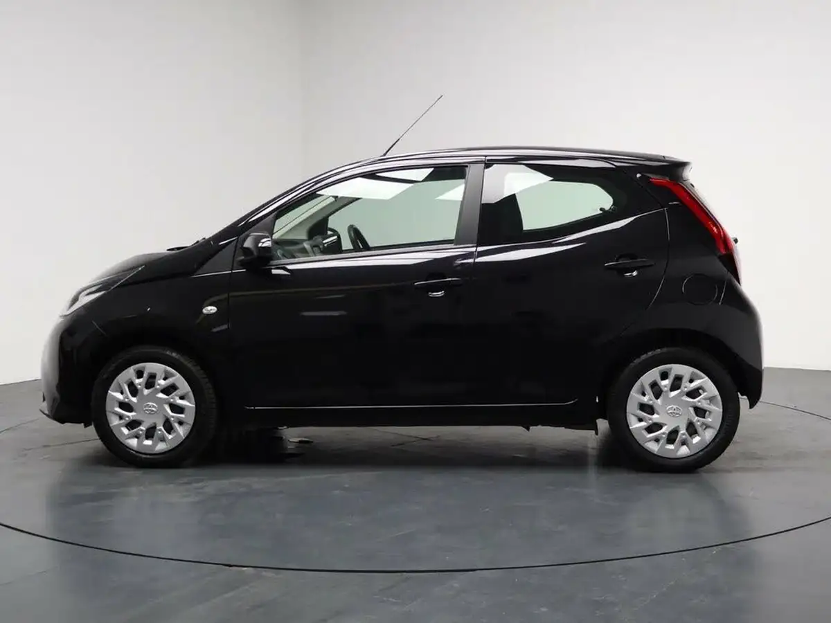 2019-toyota-aygo-10-vvt-i-x-play-tss-big-7