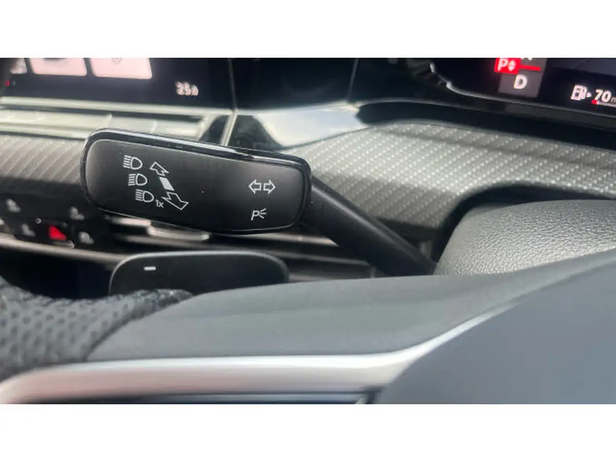 2023-volkswagen-golf-15-etsi-r-line-hatchback-big-23