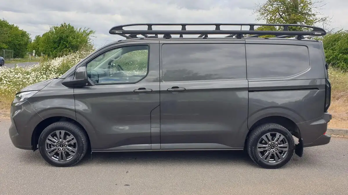 2025-ford-transit-custom-20tdci-320-l1h1-limited-170pseu6e-panel-van-1996cc-auto-big-8