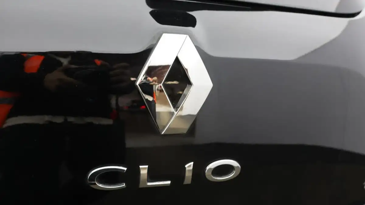 2018-renault-clio-09-tce-gt-line-big-20