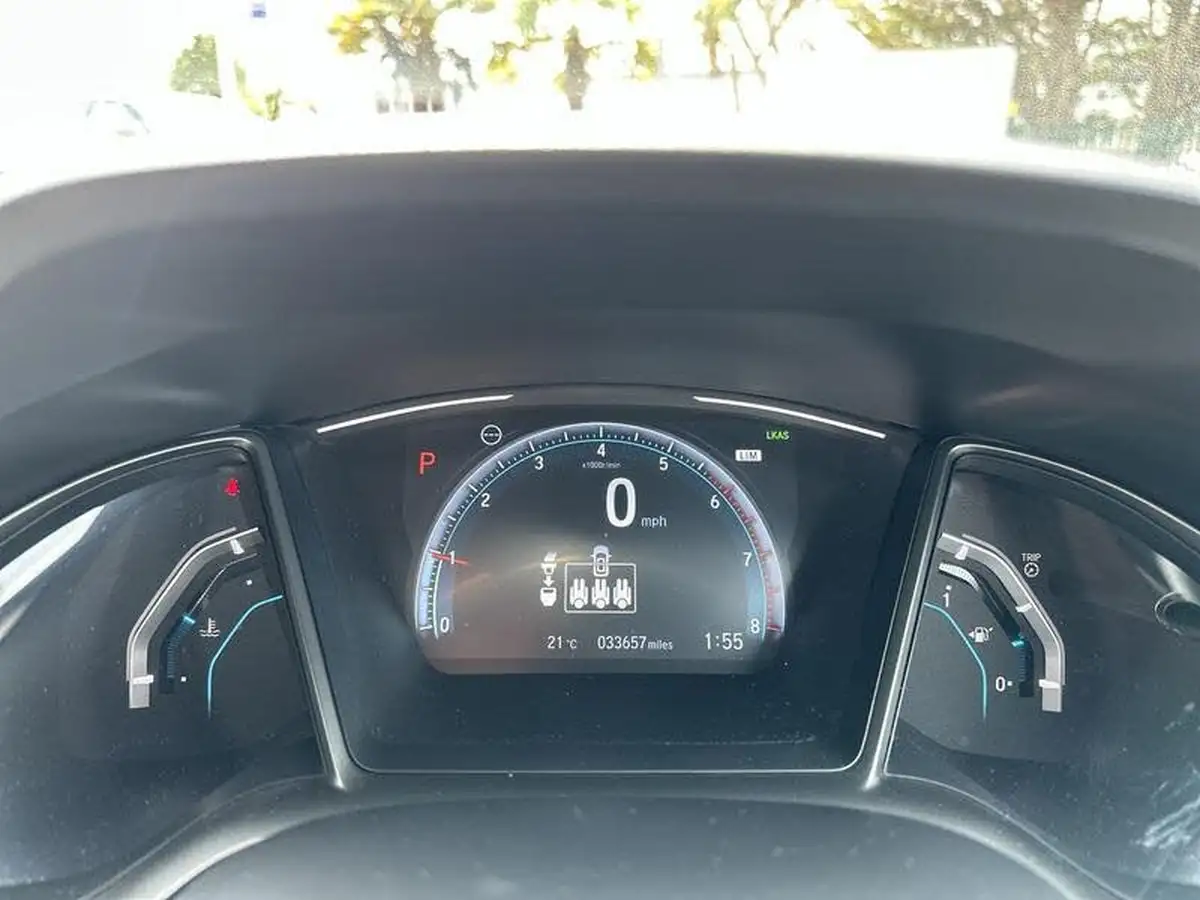 2019-honda-civic-10-vtec-turbo-ex-ss-hatchback-5d-cvt-big-11