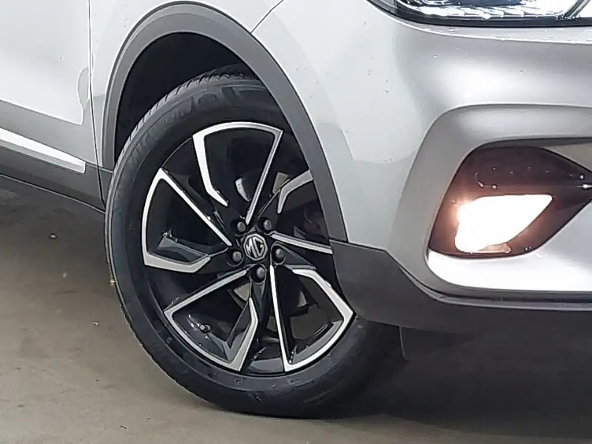 2022-mg-zs-suv-15-vti-tech-exclusive-big-8