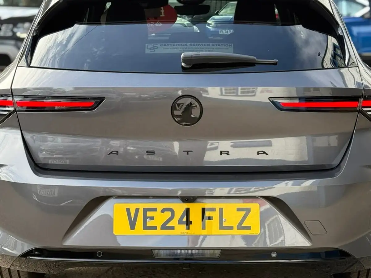 2024-vauxhall-astra-12-turbo-gs-130ps-hatchback-big-31
