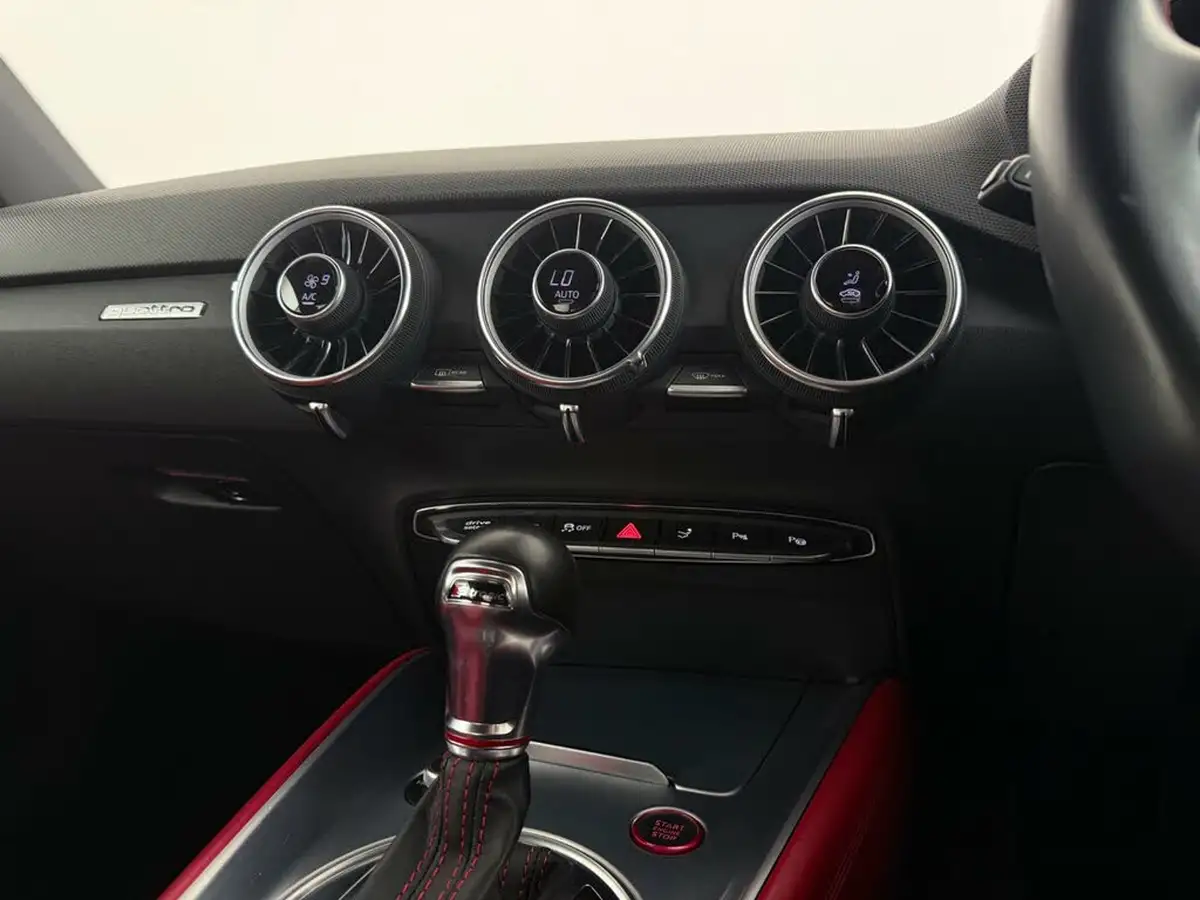2017-audi-tts-20-tfsi-quattro-tts-black-edition-coupe-s-tronic-big-39