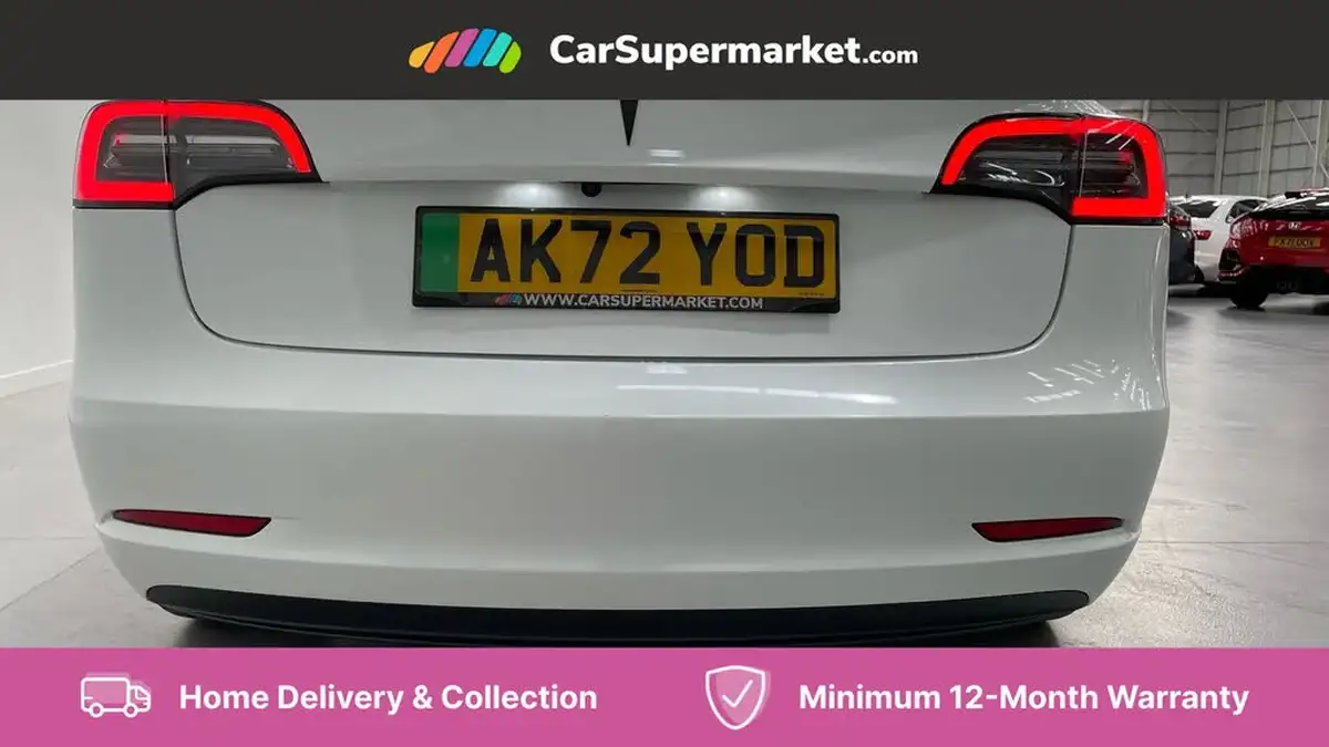 2022-tesla-model-3-e-rwd-big-24