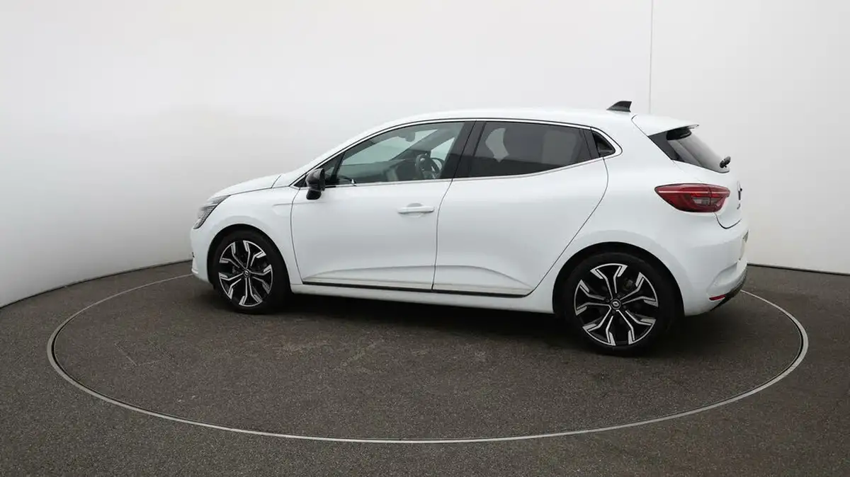 2023-renault-clio-16-techno-big-46