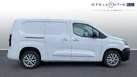 2024-citroen-berlingo-15-bluehdi-950-driver-edition-130pseu6d-eat8-small-1