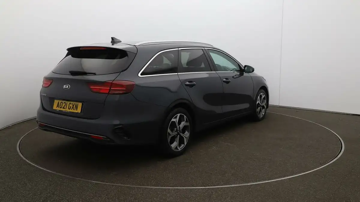 2021-kia-ceed-16crdi-3-48v-mhev-sportswagon-big-52