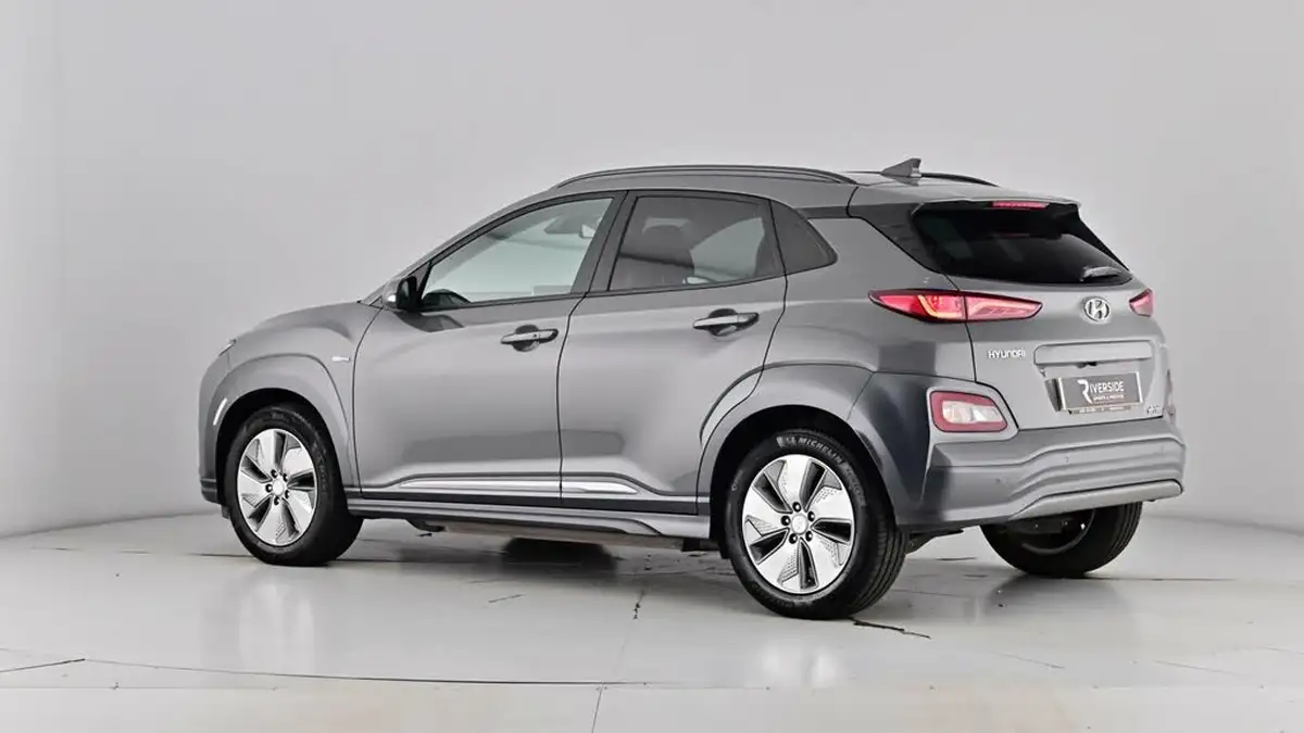 2020-hyundai-kona-e-premium-204ps-big-68