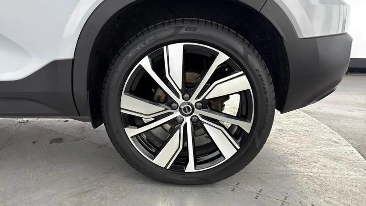2022-volvo-xc40-15-t5-r-design-pro-big-29