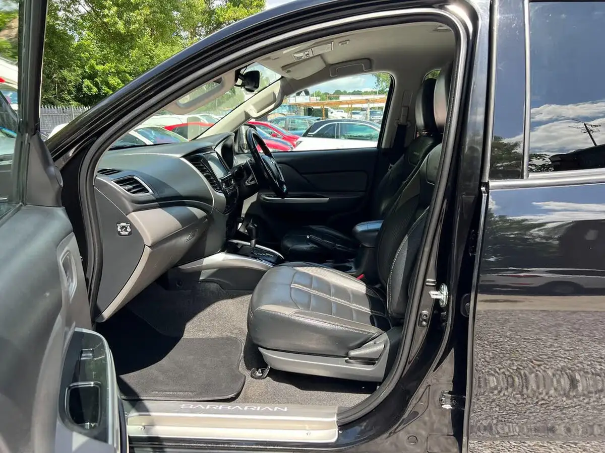 2018-mitsubishi-l200-24di-d-barbarian-eu6b-auto-big-31