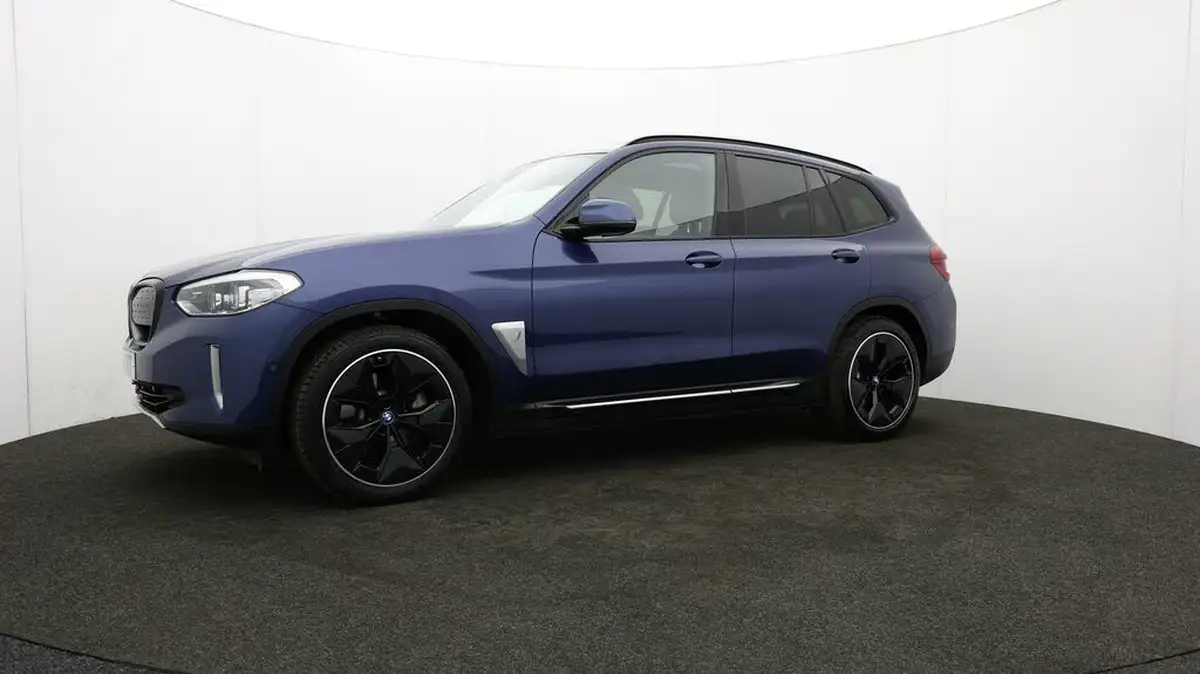 2022-bmw-ix3-e-premier-edition-big-66