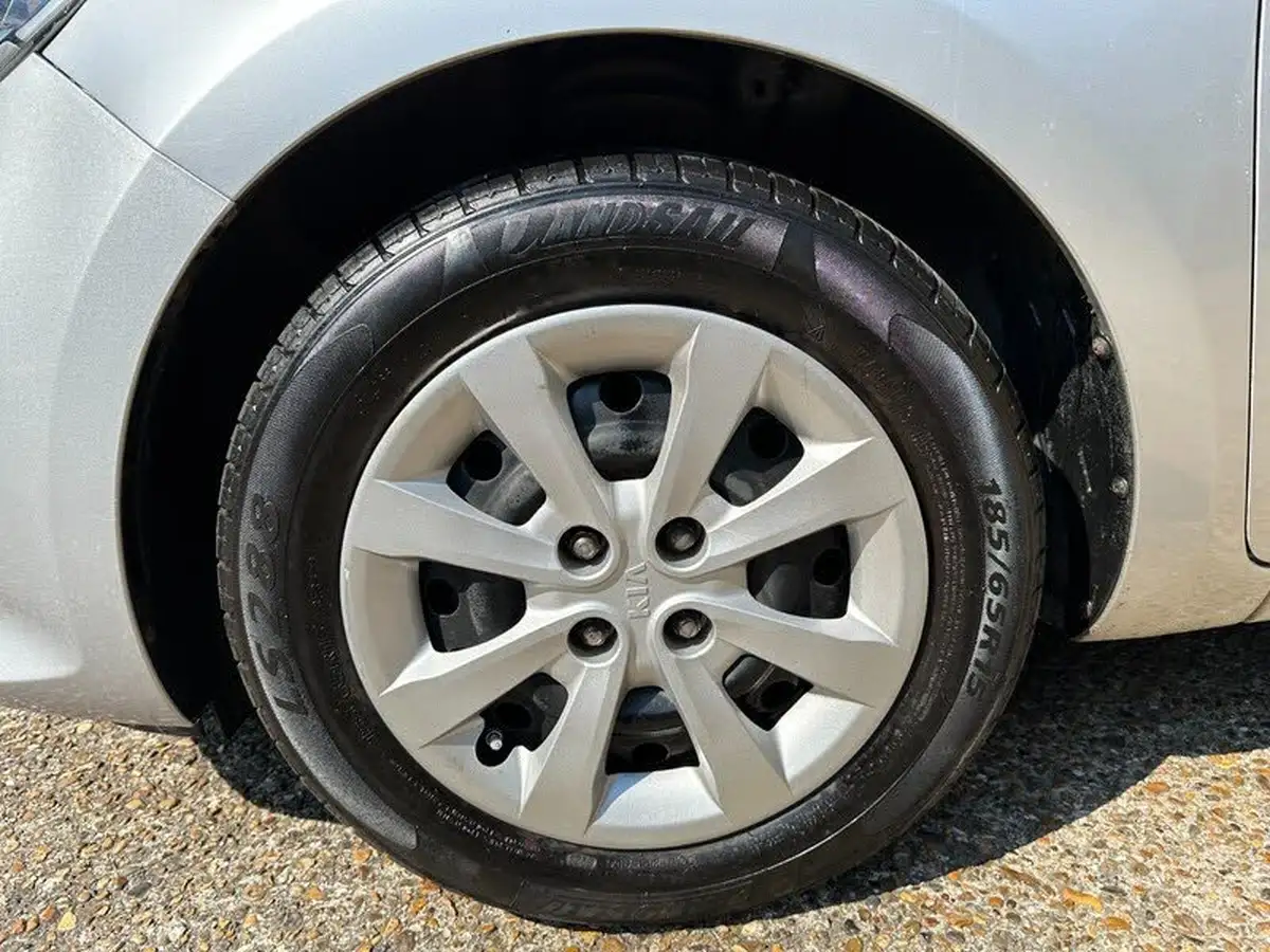 2015-kia-rio-125-1-air-big-34