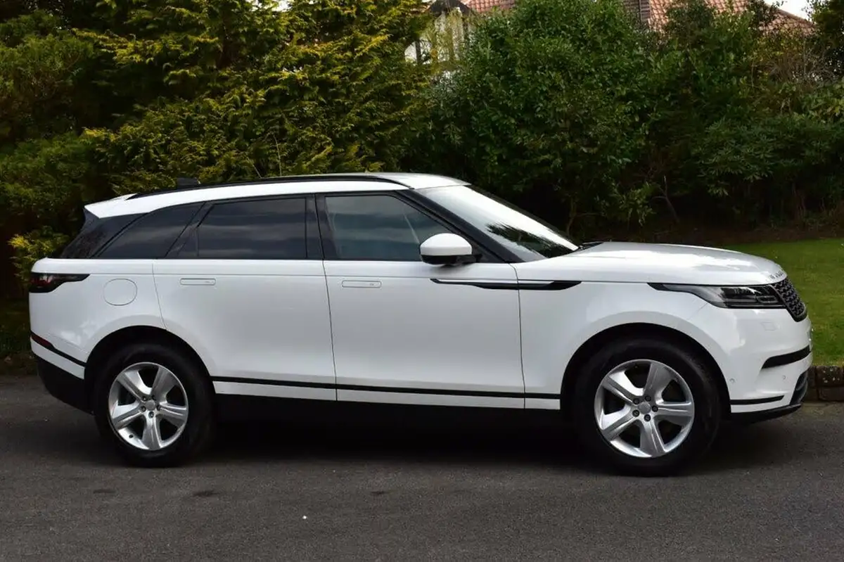 2021-land-rover-range-rover-velar-20-d200-s-big-46