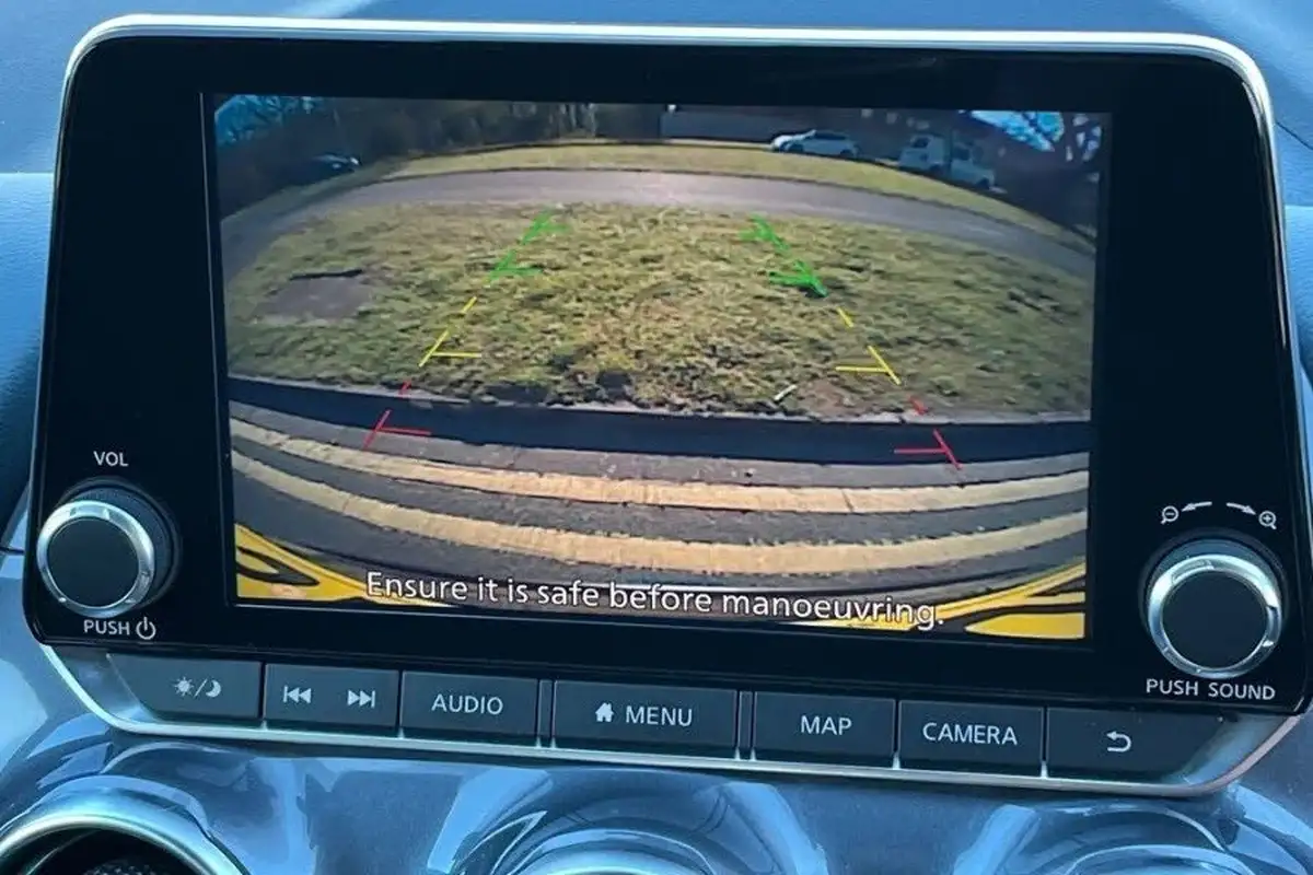 2022-nissan-juke-10-dig-t-n-connecta-dct-big-19
