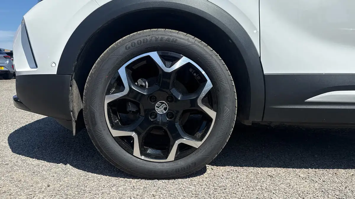 2024-vauxhall-mokka-12-ultimate-136ps-big-16