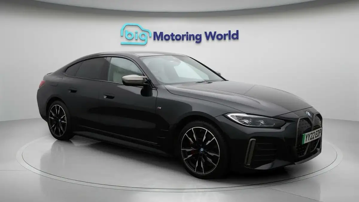 2022-bmw-i4-e-m50-big-1