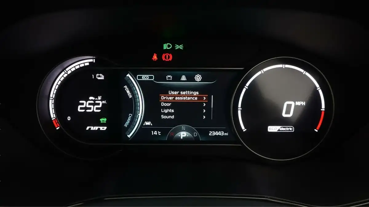 2022-kia-niro-ev-e-2-big-10