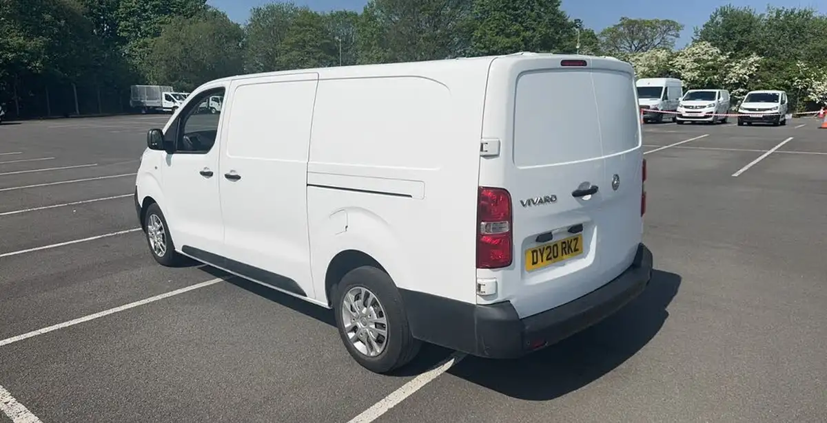 2020-vauxhall-vivaro-15td-2900-l2h1-dynamic-big-7
