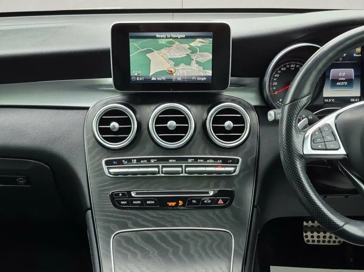2019-mercedes-benz-glc-class-20-glc250-amg-line-premiumss-station-wagon-5d-big-12
