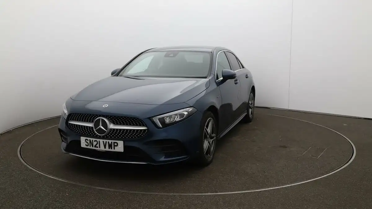 2021-mercedes-benz-a-class-13-a250e-amg-line-saloon-4d-big-37