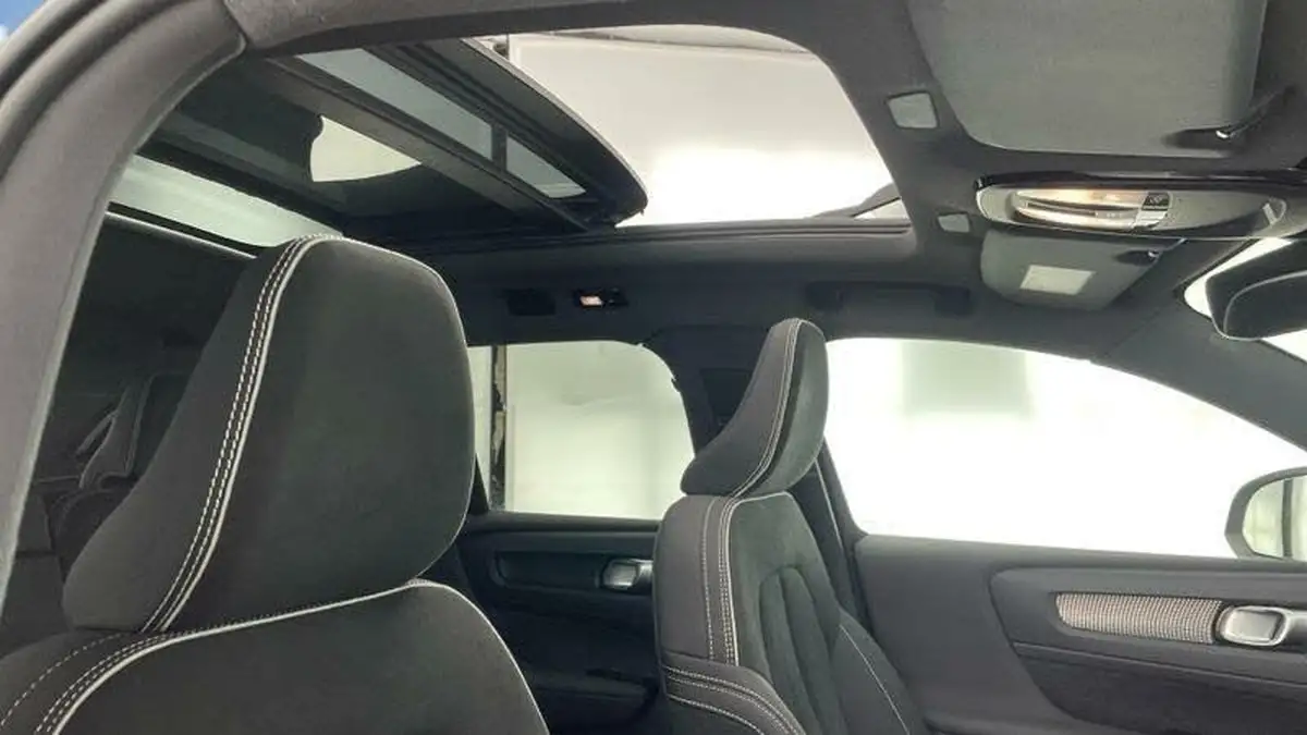 2023-volvo-xc40-20-b4-ultimate-big-21