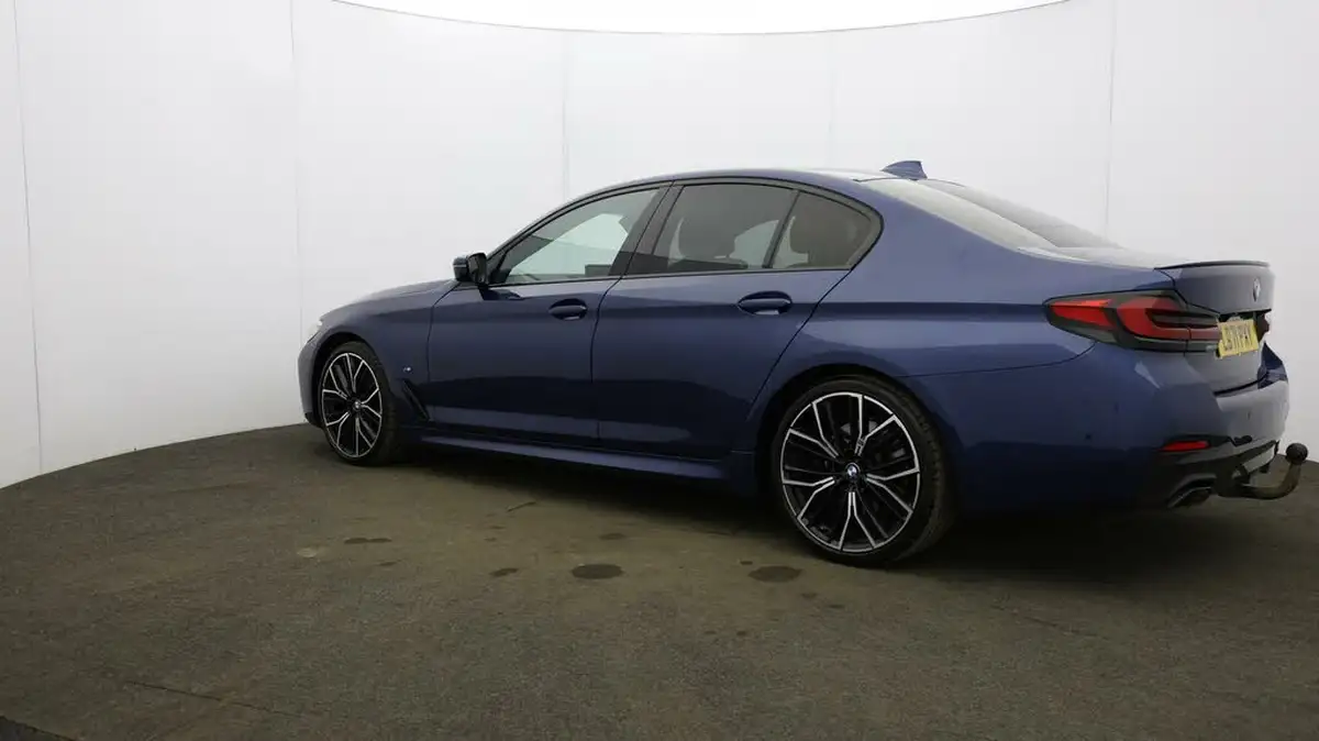 2021-bmw-5-series-20td-520d-m-sport-mht-saloon-4d-big-64