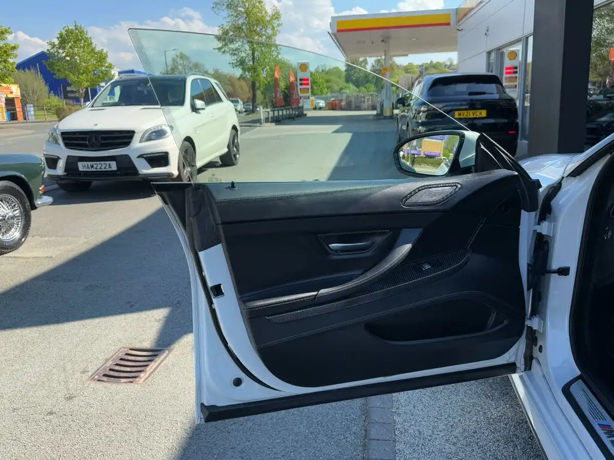 2018-bmw-6-series-44-m6-gran-coupe-4d-big-56