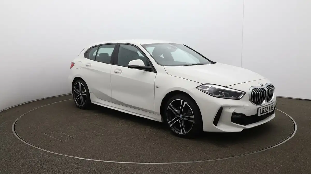 2022-bmw-1-series-15-118i-m-sport-lcp-dct-big-44