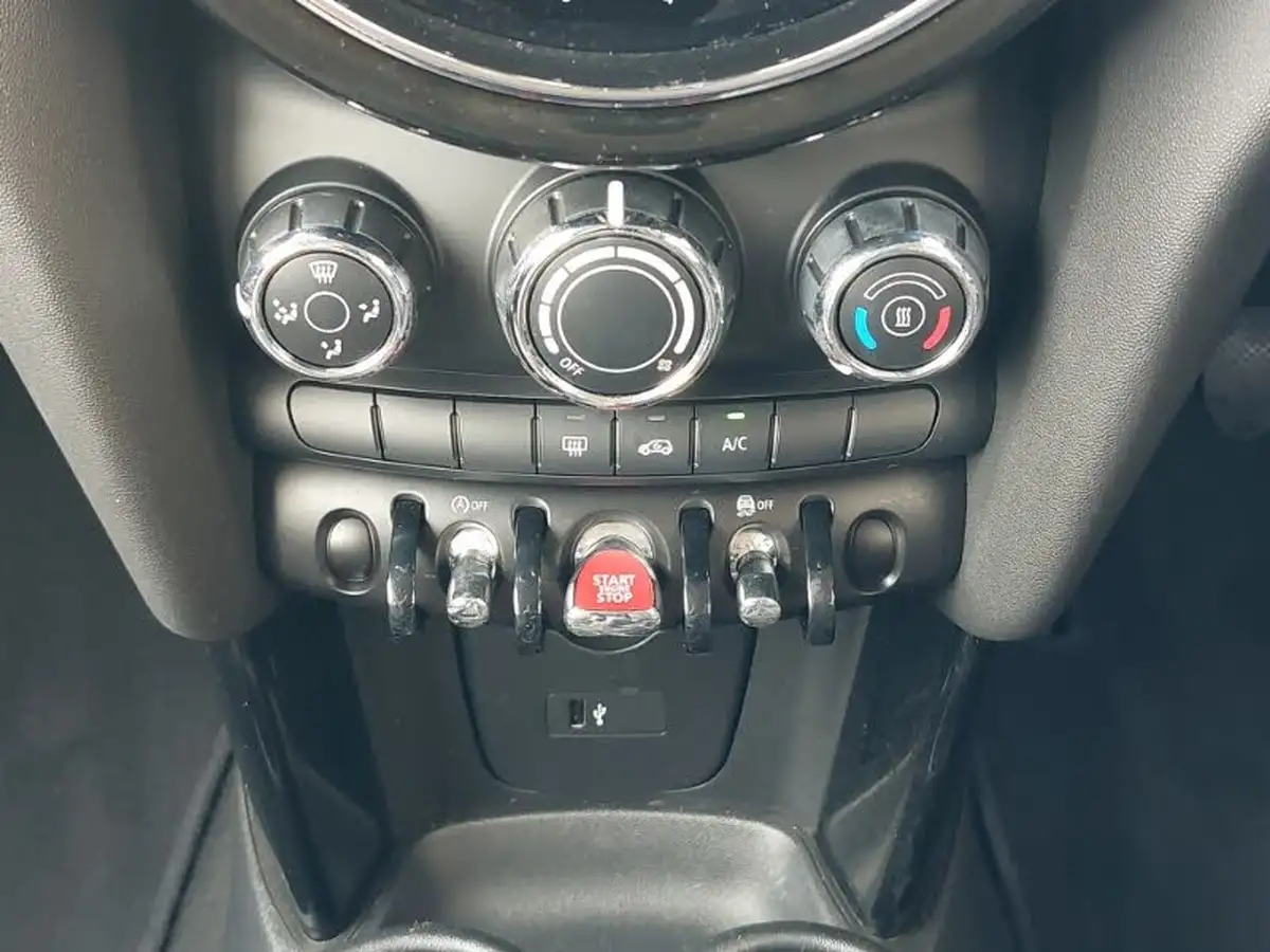 2021-mini-cooper-15-cooper-classic-hatchback-3d-big-13