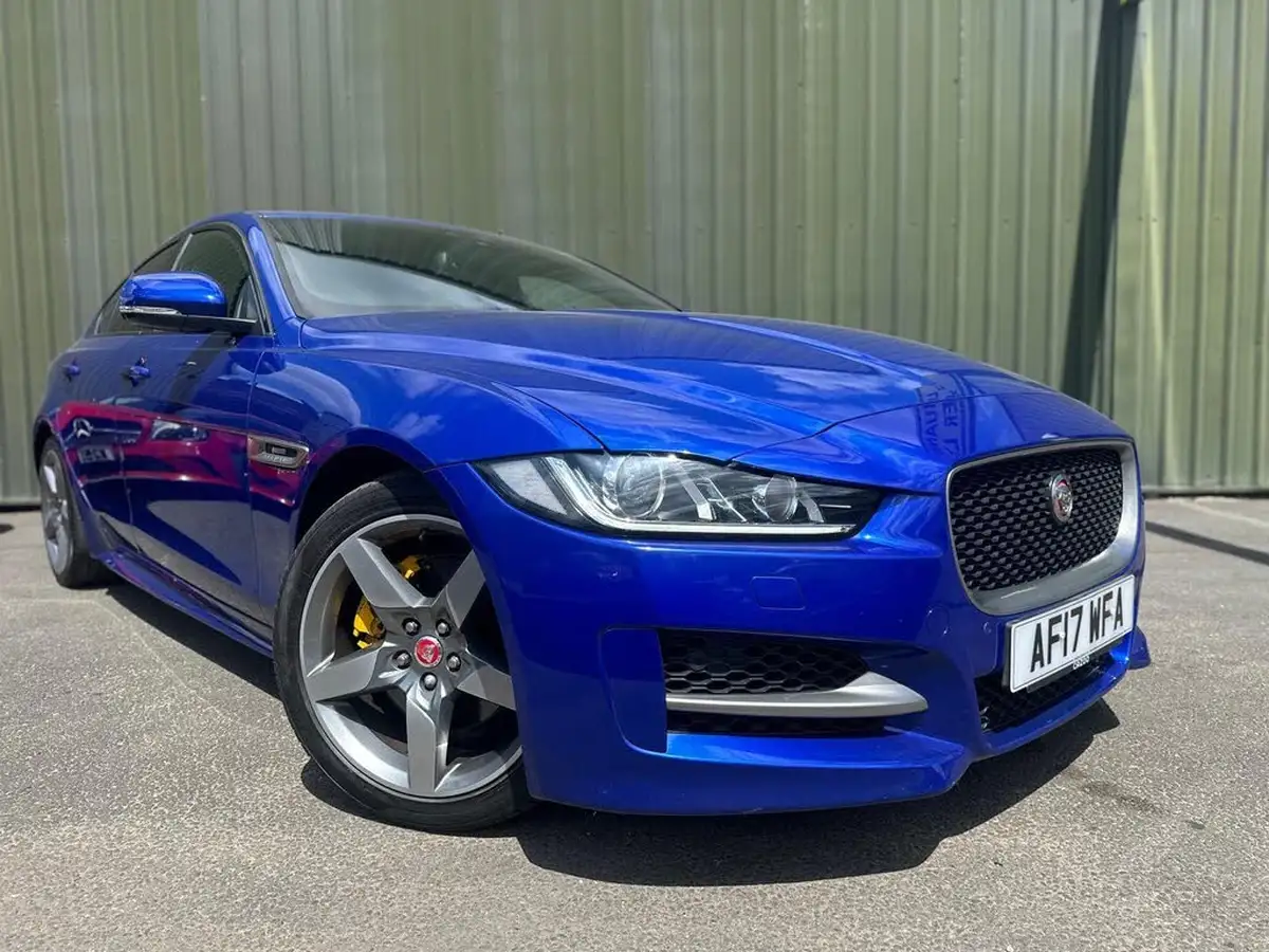 2017-jaguar-xe-20d-r-sport-180ps-1999cc-auto-big-0
