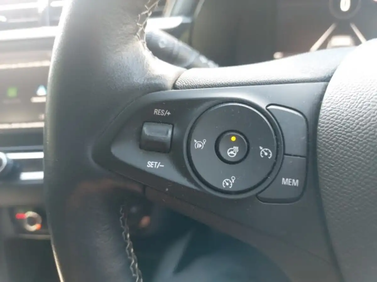 2022-vauxhall-corsa-12i-elite-edition-big-16