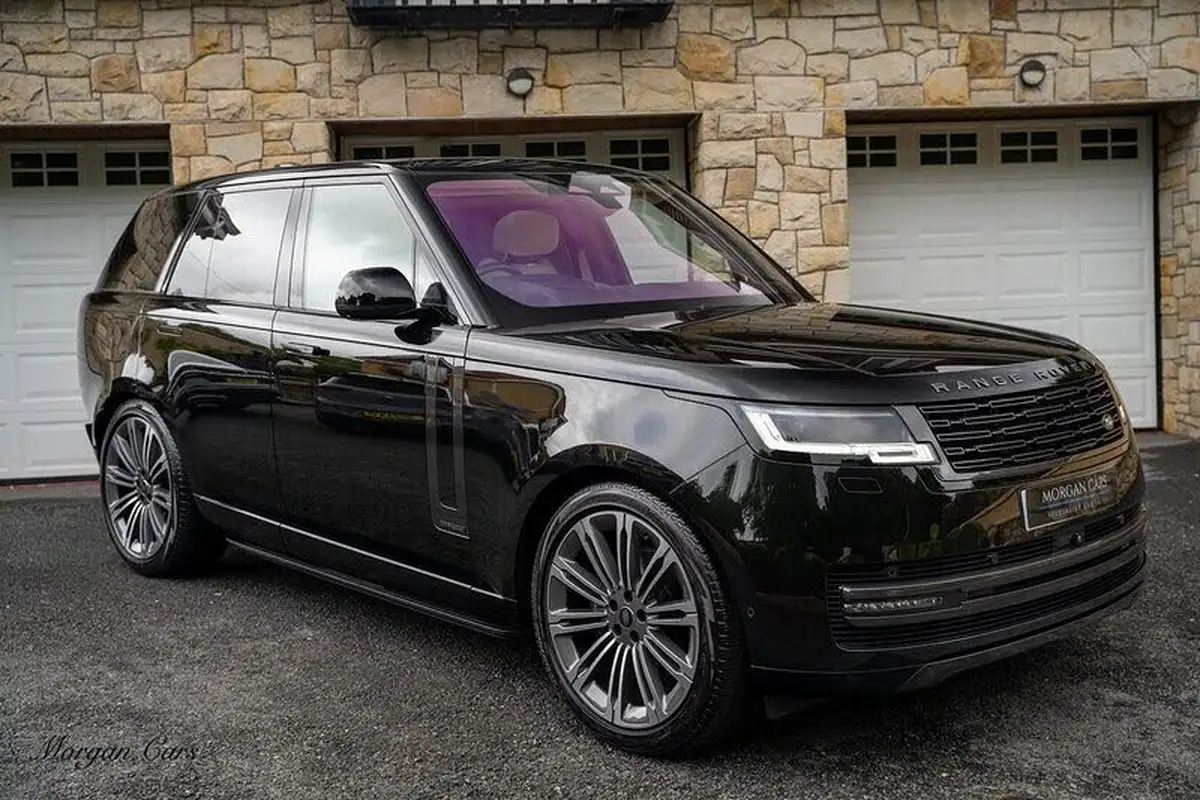 2022-land-rover-range-rover-30-p400-autobiography-big-2