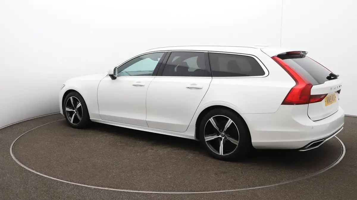 2019-volvo-v90-20td-d4-r-design-big-26