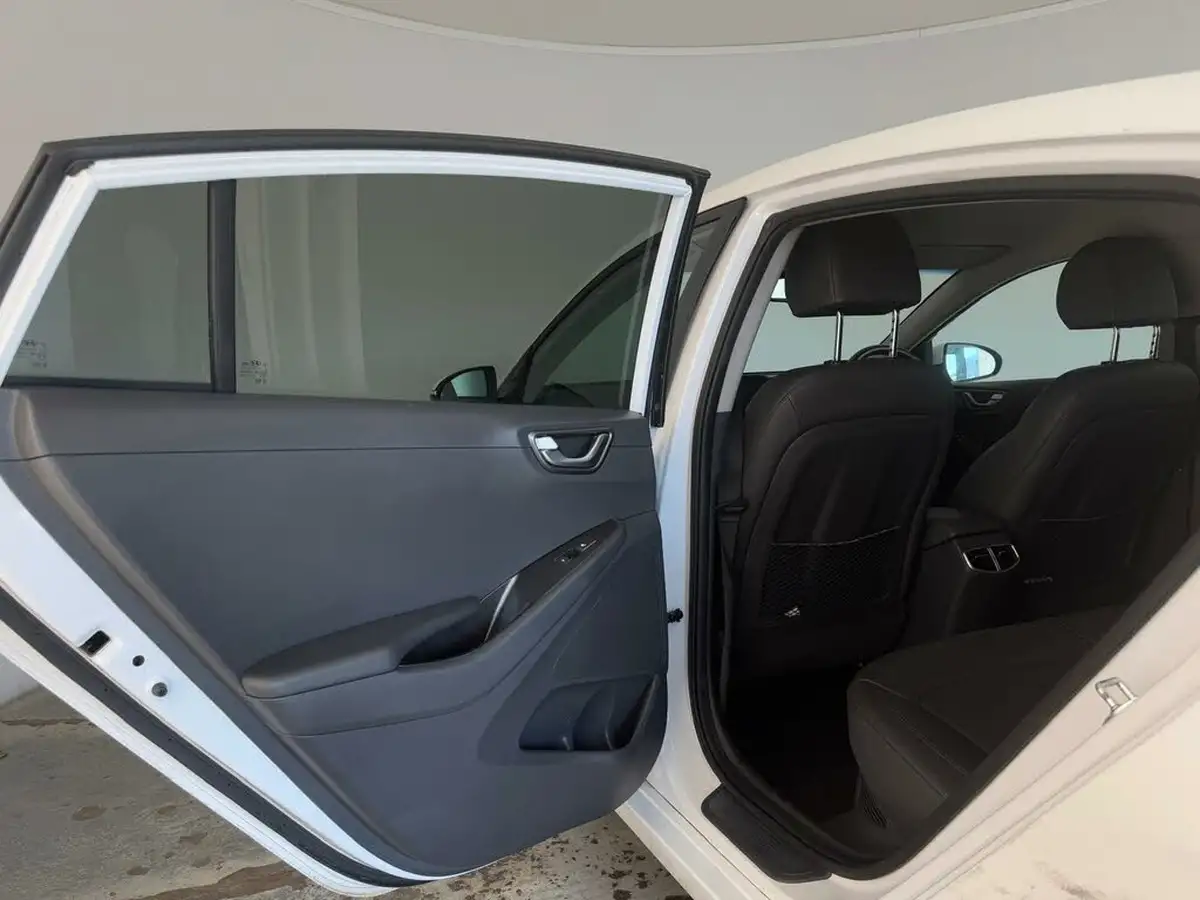 2021-hyundai-ioniq-16-gdi-premium-se-hybrid-big-21