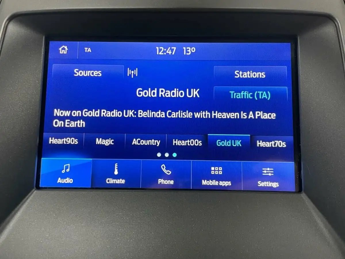 2021-ford-galaxy-20-zetec-big-38