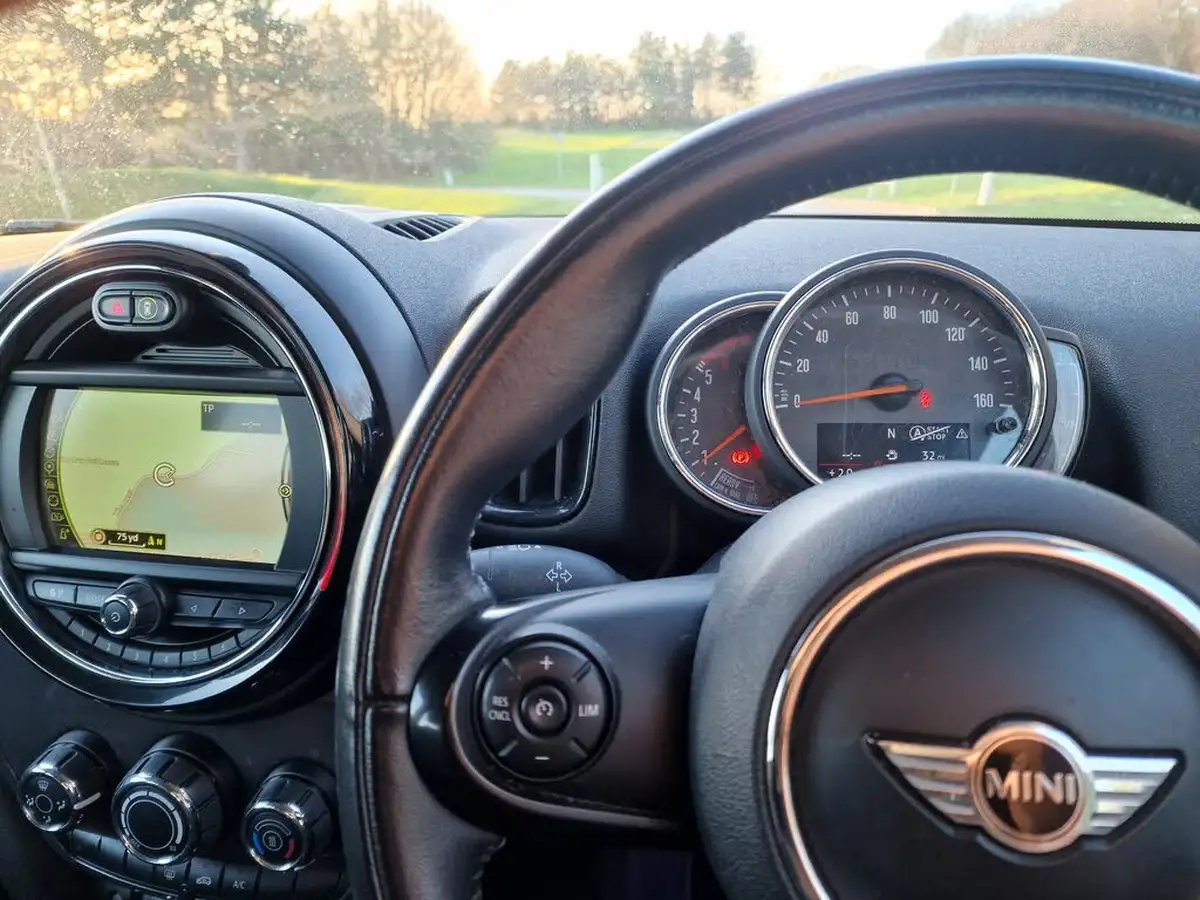 2017-mini-countryman-20td-cooper-d-ss-big-13