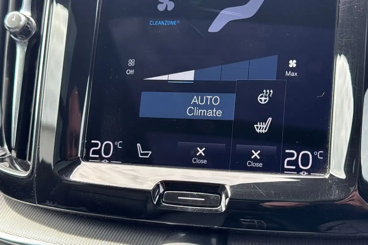 2020-volvo-xc60-20td-b4-r-design-awd-big-24