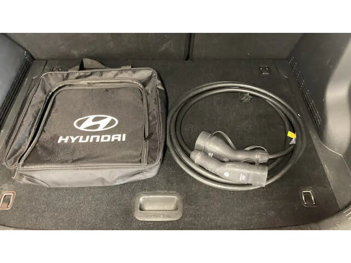 2022-hyundai-kona-e-premium-204ps-64kwh-7kw-obc-big-21