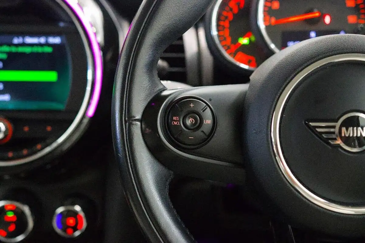 2018-mini-cooper-15-cooper-series-ii-ss-hatchback-3d-big-15