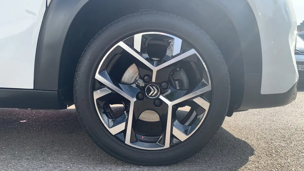 2021-citroen-c3-aircross-12-puretech-shine-plus-110ps-big-15