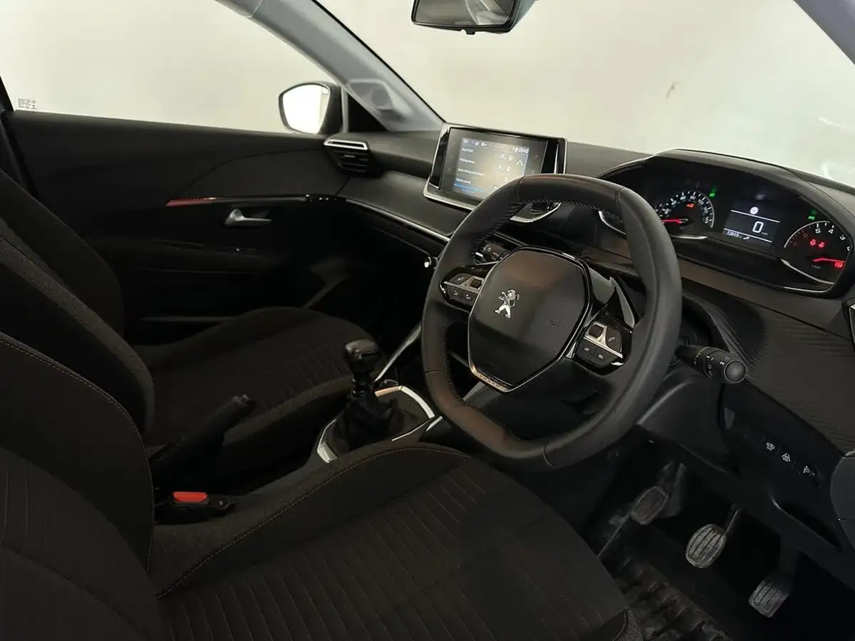 2022-peugeot-208-12-puretech-active-premium-100bhp-big-11